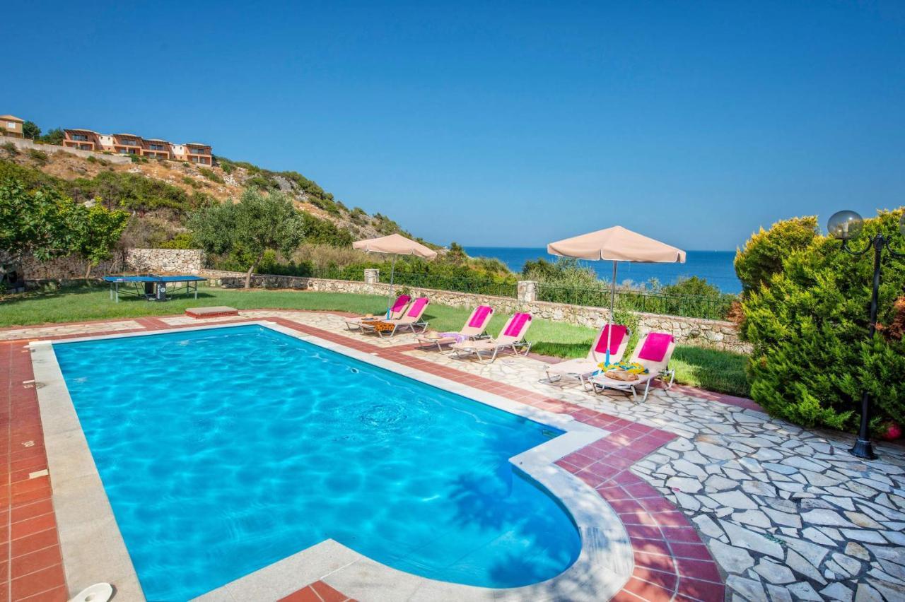 Villa Skala Seaview By Villa Plus Spathion Bagian luar foto