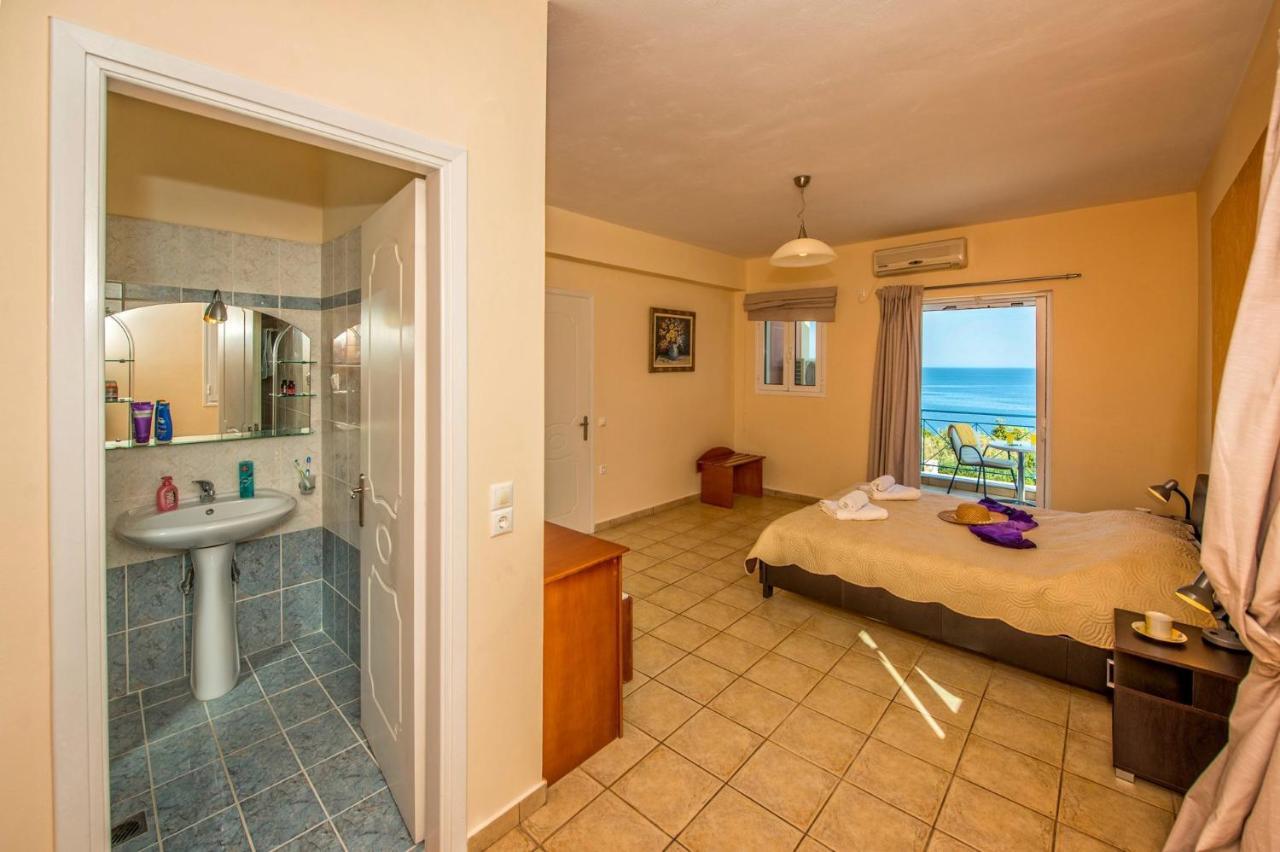 Villa Skala Seaview By Villa Plus Spathion Bagian luar foto