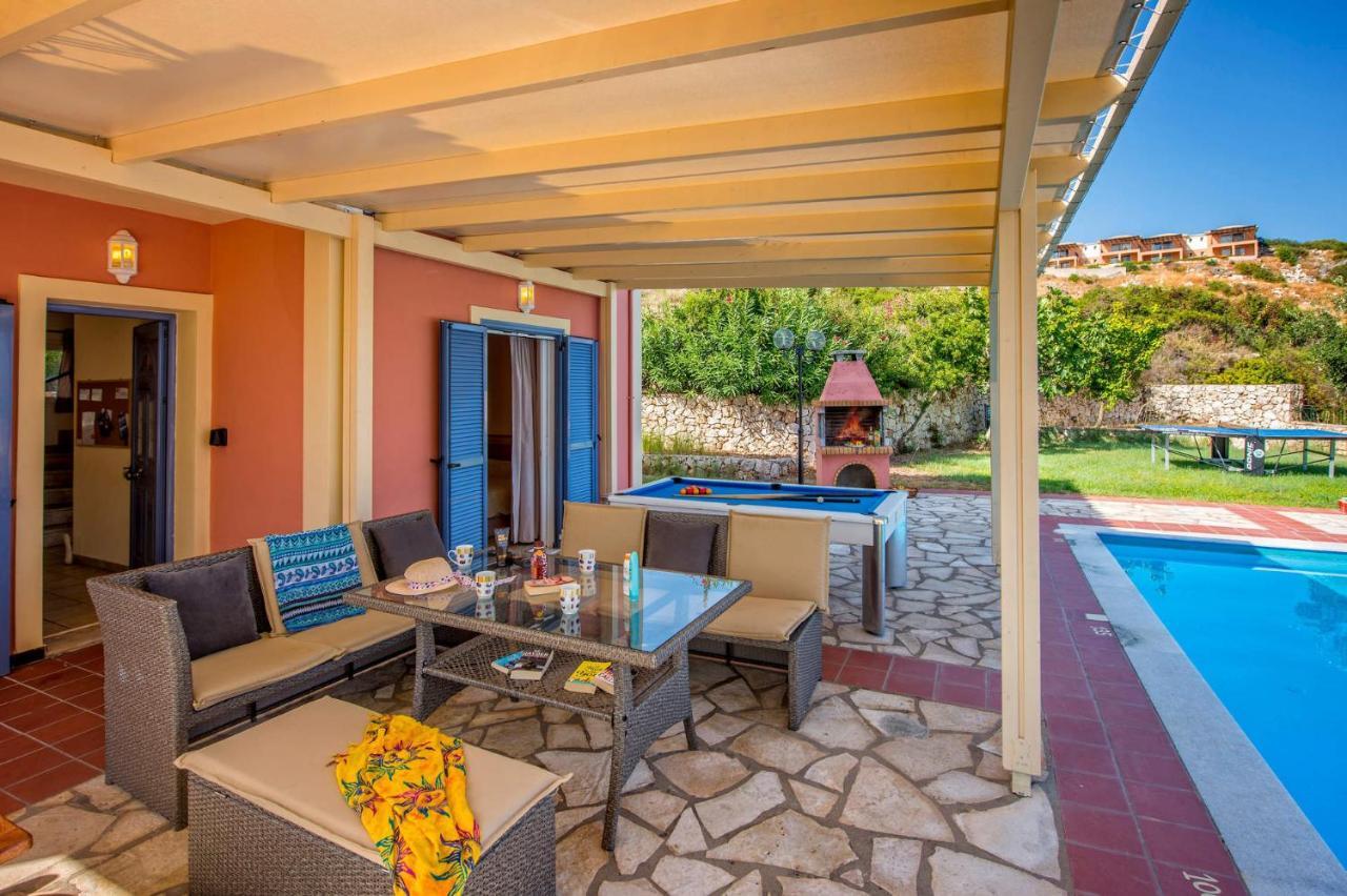 Villa Skala Seaview By Villa Plus Spathion Bagian luar foto