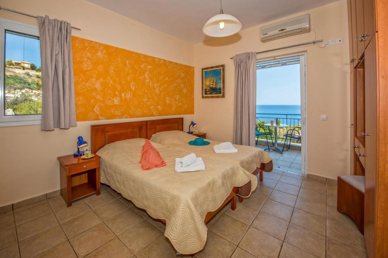 Villa Skala Seaview By Villa Plus Spathion Bagian luar foto